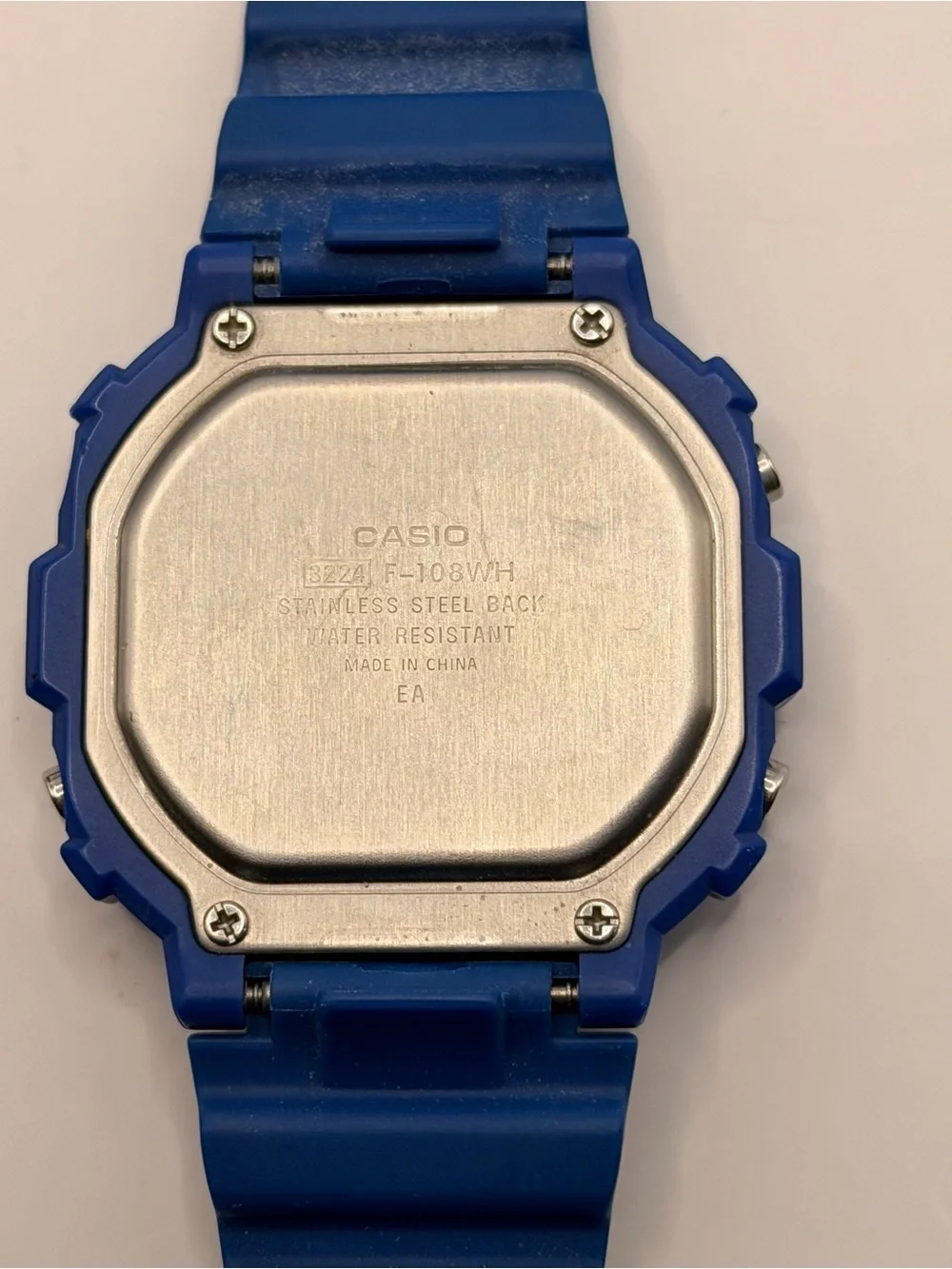 Casio F-108WH Digital Watch, Blue, works well